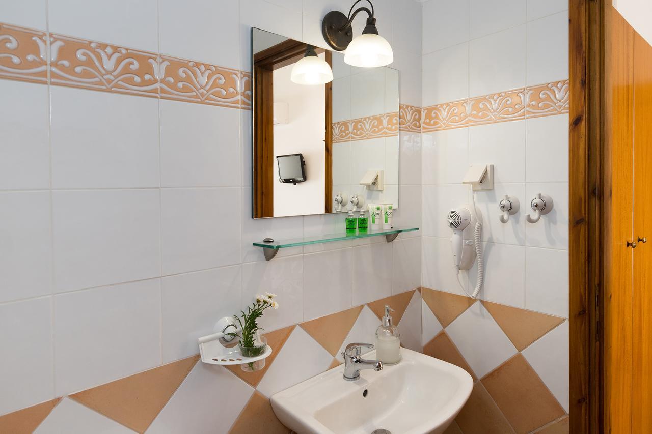 Iliada Hotel Ermoupoli Luaran gambar