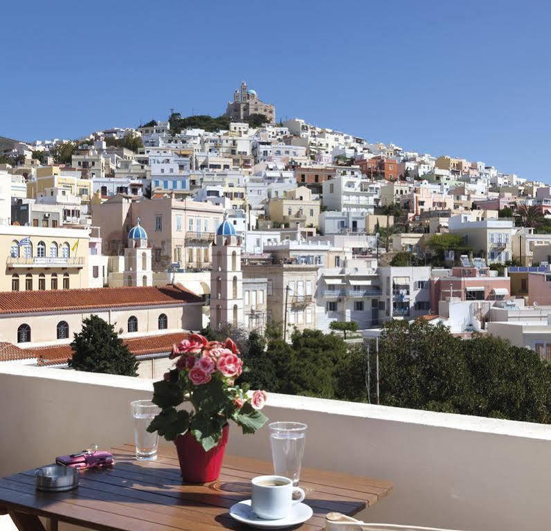Iliada Hotel Ermoupoli Luaran gambar